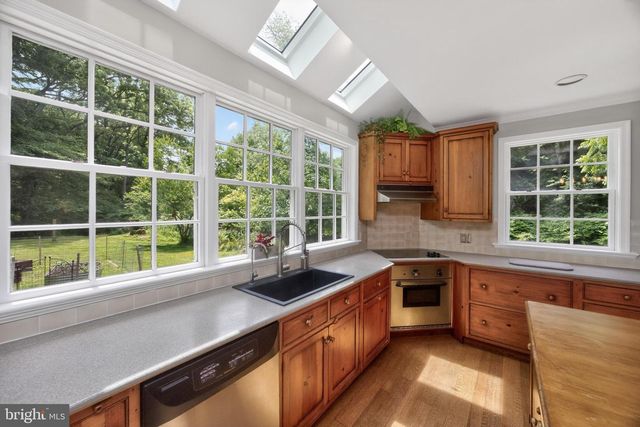135 PENN GREEN RD, Landenberg, PA 19350