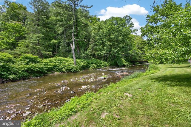 135 PENN GREEN RD, Landenberg, PA 19350