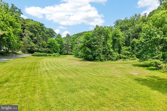 135 PENN GREEN RD, Landenberg, PA 19350