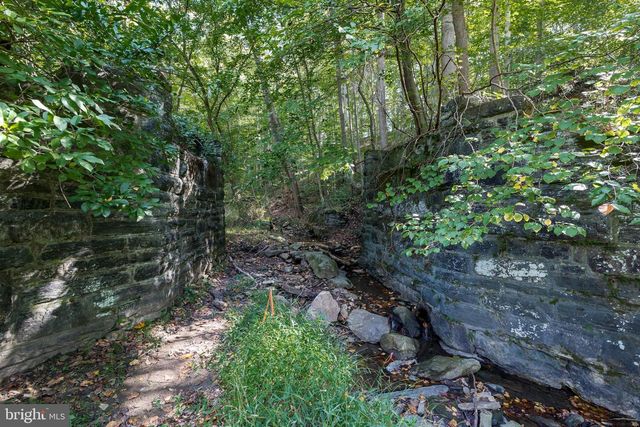 135 PENN GREEN RD, Landenberg, PA 19350
