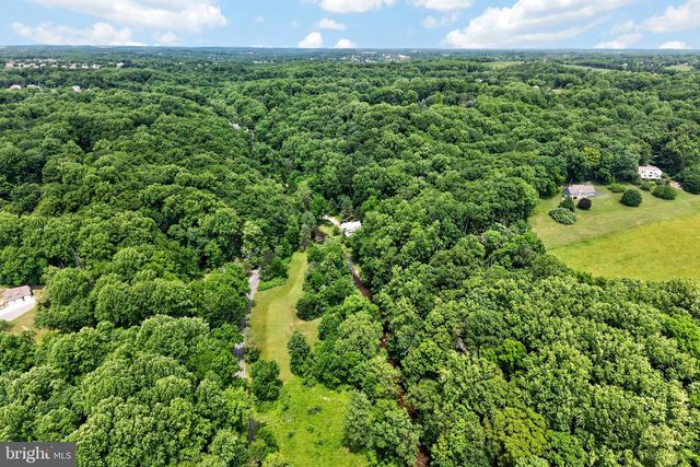 135 PENN GREEN RD, Landenberg, PA 19350
