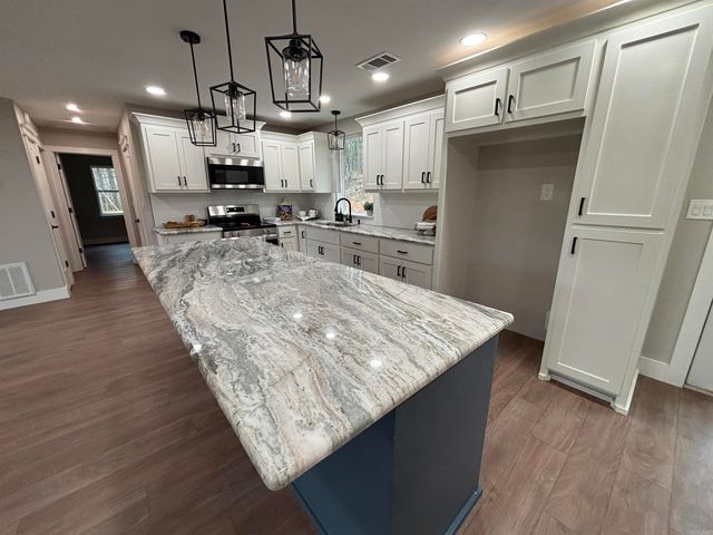 6226 Hwy 298, Benton, AR 72019