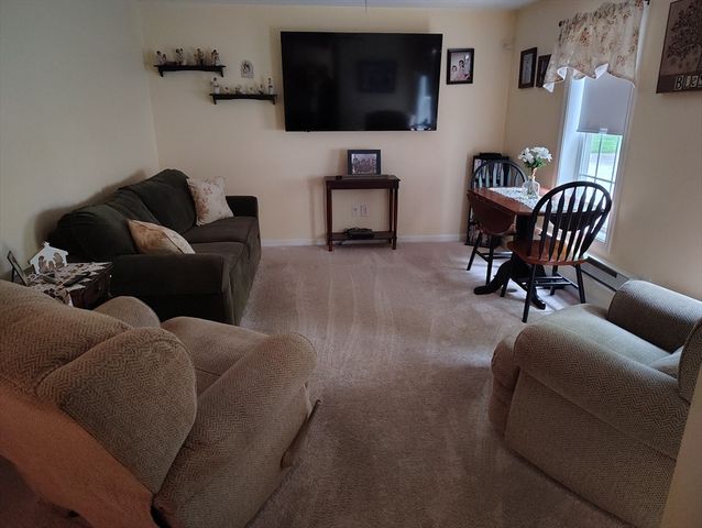 44 Buffum Rd, Charlton, MA 01507