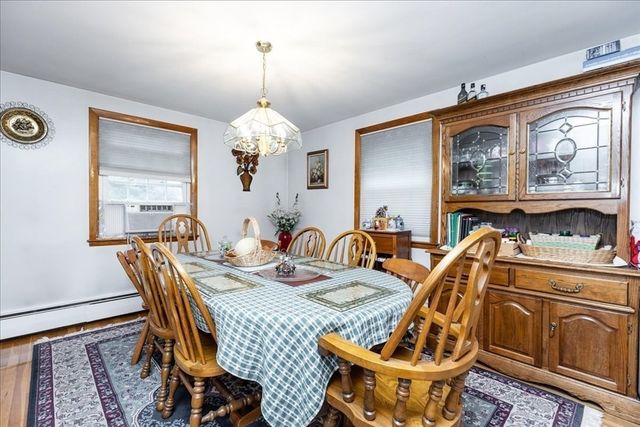 54 River St, Billerica, MA 01821