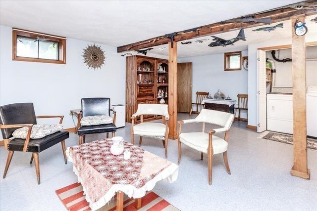 54 River St, Billerica, MA 01821