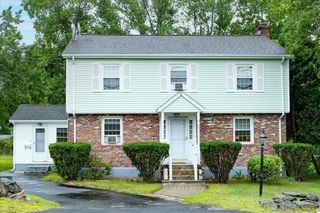 54 River St, Billerica, MA 01821
