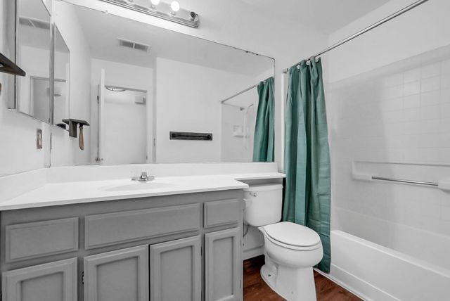 12343 Quicksilver St, Waterford, CA 95386