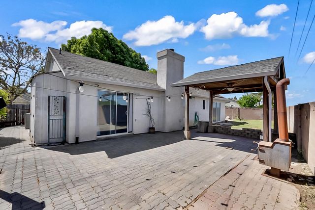 12343 Quicksilver St, Waterford, CA 95386