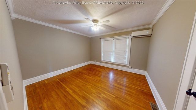 3036 3rd Avenue, Huntington, WV 25701