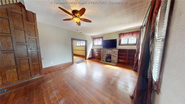 3036 3rd Avenue, Huntington, WV 25701