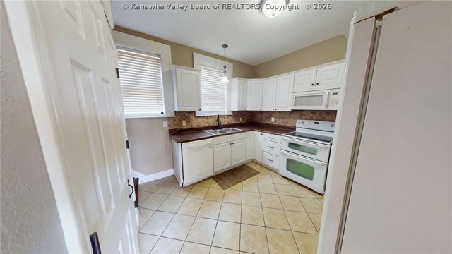 3036 3rd Avenue, Huntington, WV 25701