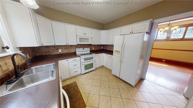 3036 3rd Avenue, Huntington, WV 25701