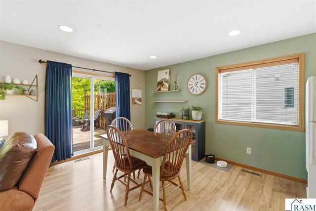 2208 Fairbanks Drive, North Mankato, MN 56003