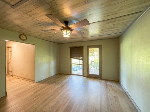 10976 US Highway 80, Fruitvale, TX 75127