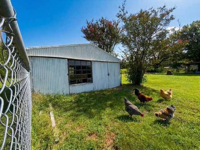 10976 US Highway 80, Fruitvale, TX 75127