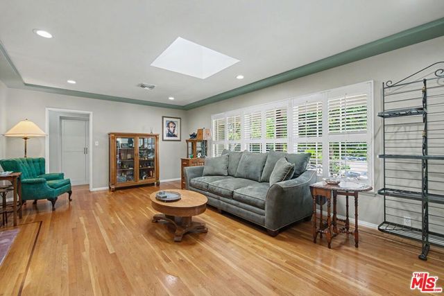 6454 Orion Avenue, Van Nuys, CA 91406