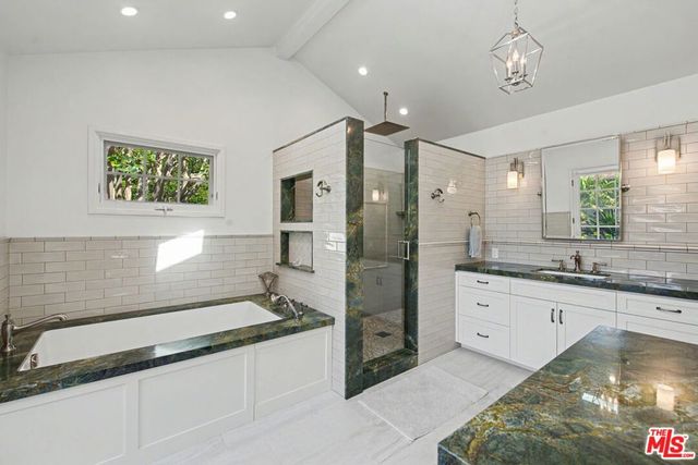 6454 Orion Avenue, Van Nuys, CA 91406