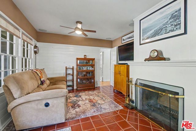 6454 Orion Avenue, Van Nuys, CA 91406