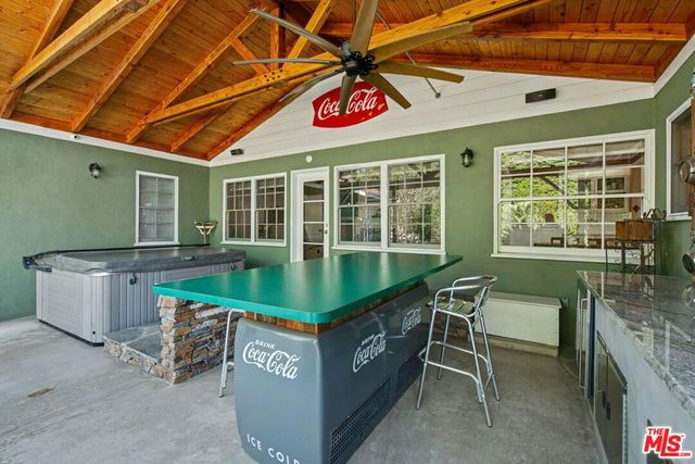 6454 Orion Avenue, Van Nuys, CA 91406