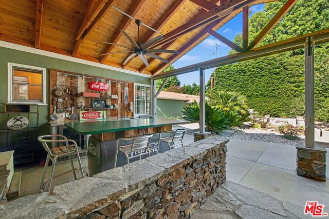 6454 Orion Avenue, Van Nuys, CA 91406