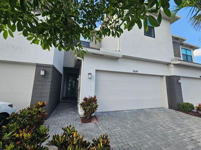 8641 Antarus Drive, Lake Worth, FL 33467