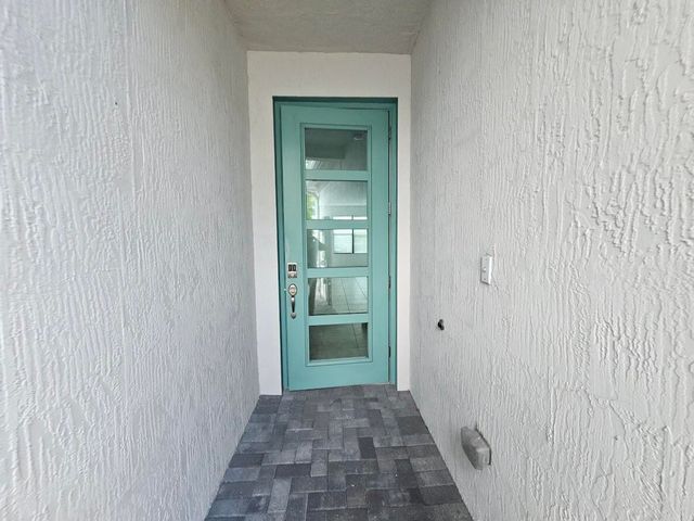 8641 Antarus Drive, Lake Worth, FL 33467