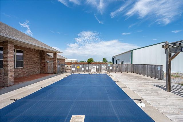 2858 Fields Road, El Reno, OK 73036