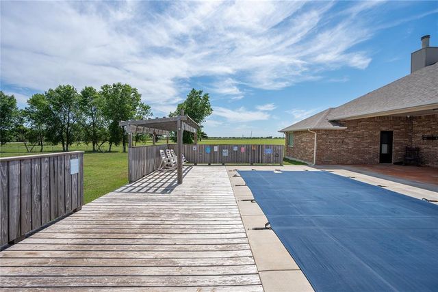 2858 Fields Road, El Reno, OK 73036