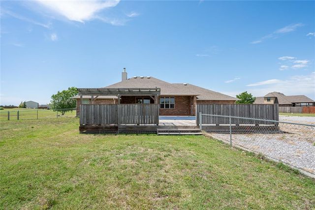 2858 Fields Road, El Reno, OK 73036
