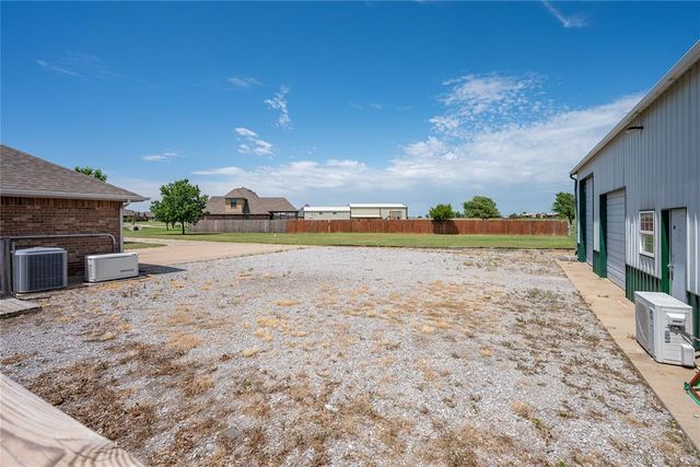 2858 Fields Road, El Reno, OK 73036