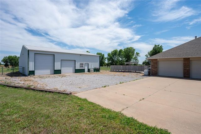 2858 Fields Road, El Reno, OK 73036