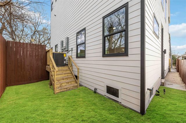 3103 Lelia Street A and B, Houston, TX 77026