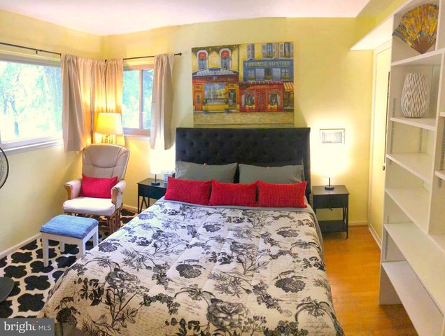 1303 SADDLEBACK RD, Pikesville, MD 21208