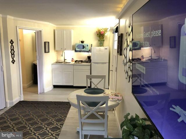 1303 SADDLEBACK RD, Pikesville, MD 21208