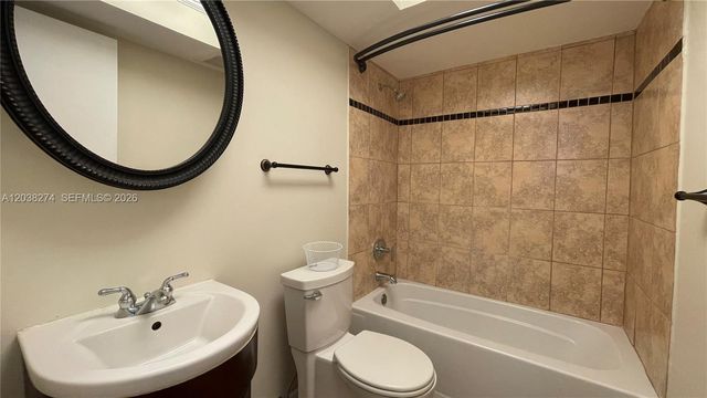 531 W Kalmia Drive 5, Lake Park, FL 33403