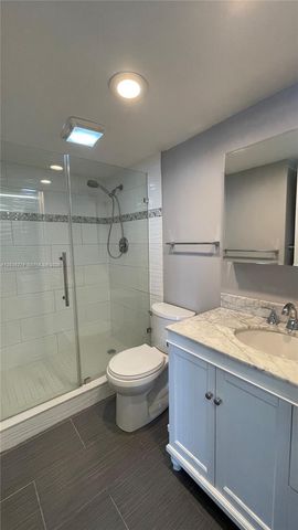 531 W Kalmia Drive 5, Lake Park, FL 33403