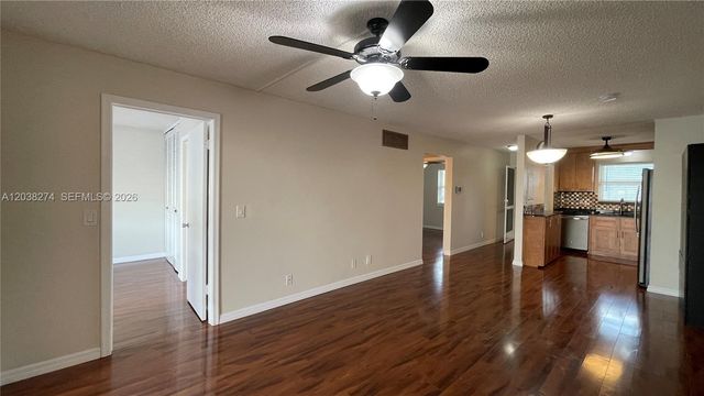 531 W Kalmia Drive 5, Lake Park, FL 33403