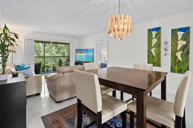 1251 SW 125th Avenue 402T, Pembroke Pines, FL 33027