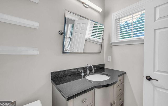 1653 SE Sabastian Point, Atlanta, GA 30329
