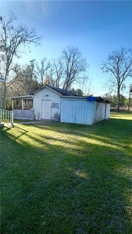 4096 E 84 Highway, Blackshear, GA 31516