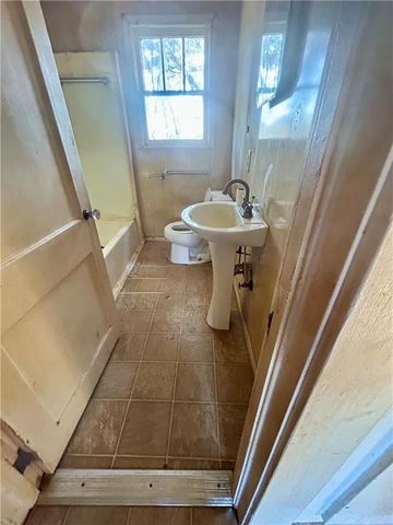 4096 E 84 Highway, Blackshear, GA 31516