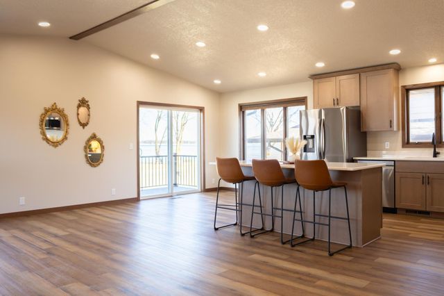 1961 S Shore Drive, Worthington, MN 56187