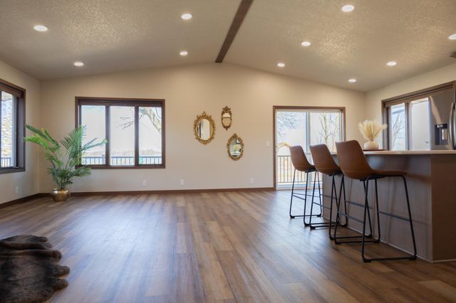 1961 S Shore Drive, Worthington, MN 56187