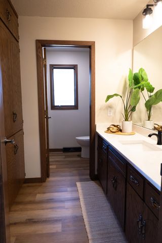 1961 S Shore Drive, Worthington, MN 56187