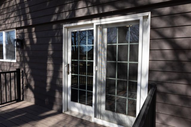 1961 S Shore Drive, Worthington, MN 56187