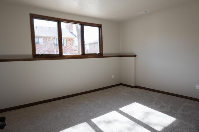 1961 S Shore Drive, Worthington, MN 56187