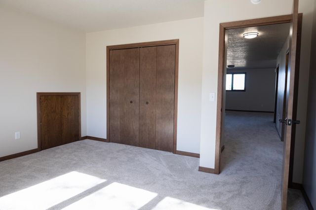 1961 S Shore Drive, Worthington, MN 56187