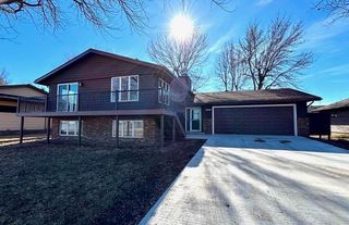 1961 S Shore Drive, Worthington, MN 56187