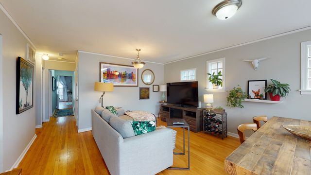 311 Nordica Avenue, Glenview, IL 60025