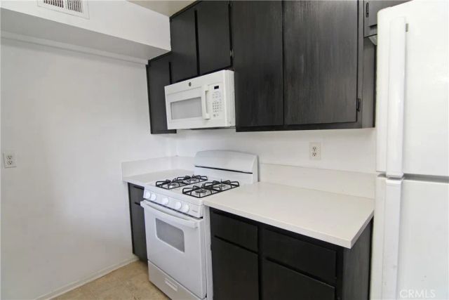 13080 Dronfield Avenue 40, Sylmar, CA 91342